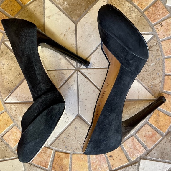 EUC GIUSEPPE ZANOTTI VERO CUOIO BLACK SUEDE LEATHER CLASSIC ITALY PUMPS U.S. 6 - Picture 5 of 15